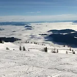 Isabelle Sky דירה