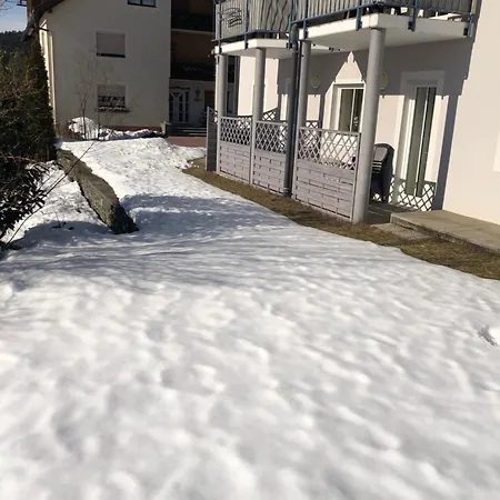 Isabelle Sky アパート