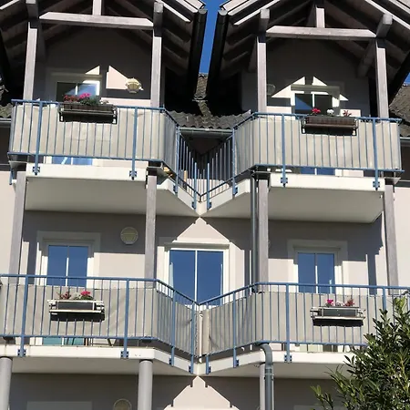 Isabelle Sky * プレッセッガー・ゼー